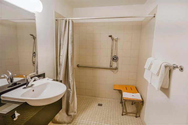MOTEL 6 HUNTSVILLE TX (Huntsville)